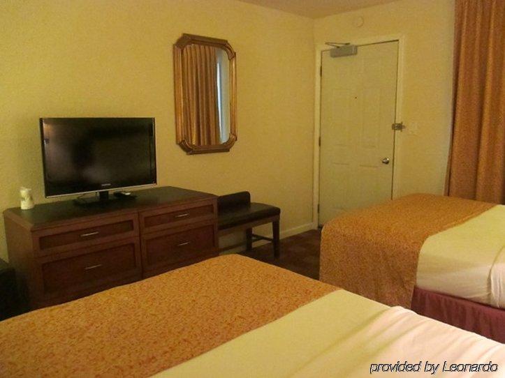 Waterford Inn Екстериор снимка